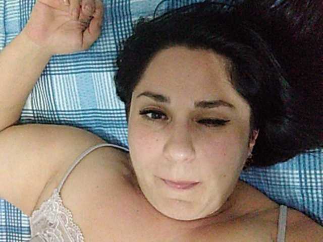 Apraides ekrānuzņēmumi AmyAyrton