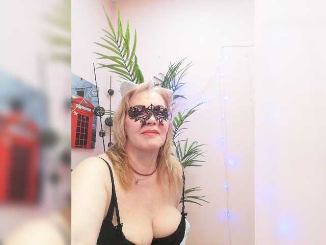 Fotogrāfijas Annabelle1234 go play which me .....make me wet ... im have luch lush show titts35#show ass45#