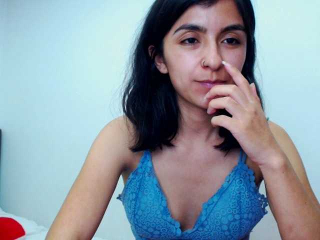 Apraides ekrānuzņēmumi AnahiBrowns