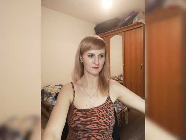 Fotogrāfijas Besenok05 Hello everyone, I'm Nastya. You please me, I please). Lovens from 2tkn, strongest vibration 110tkn. Spy 30, group 50, private 70, full 100