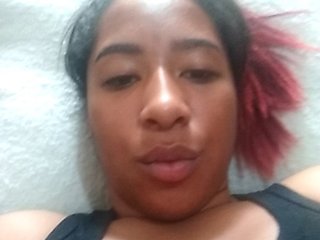 Fotogrāfijas AnddyWet show me tits naked for 30 tok, dance for 30 tok, show my ass naked for 15tk,naked all body for 100 tok,masturbation for 250 tok