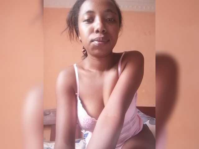 Apraides ekrānuzņēmumi Andhy-1