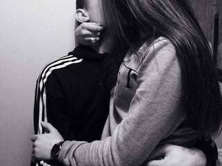 Erotiska video tērzēšana SlutKISA