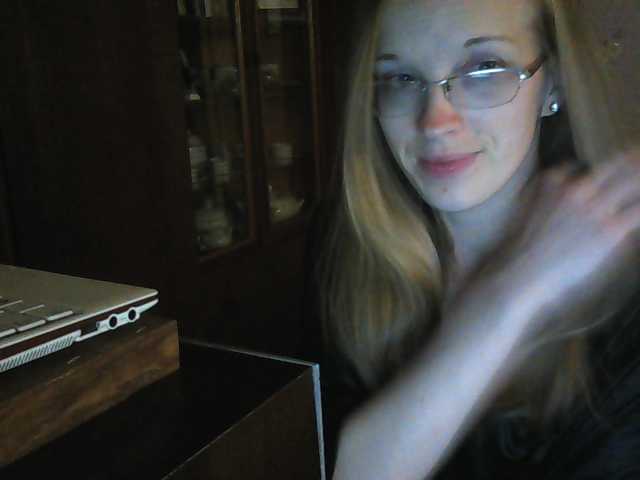 Apraides ekrānuzņēmumi Angelpussy1