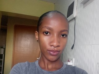 Erotiska video tērzēšana Angydoll