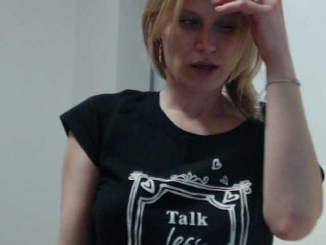 Apraides ekrānuzņēmumi Annzhelika