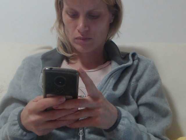 Apraides ekrānuzņēmumi Annzhelika