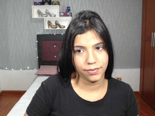 Fotogrāfijas Antonella21 Hello Huns , Im so Excited for being here with all of you, check out my Games and Reach my GOAL, besides tip me for Any Special Request/ Once my goal is reached i Will CUM
