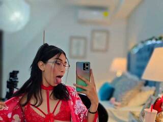 Erotiska video tērzēšana April-Sum