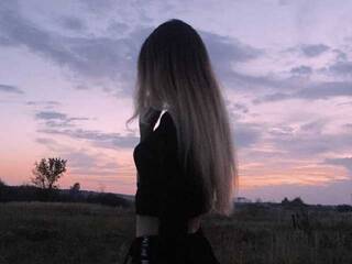 Erotiska video tērzēšana Ariana-cute