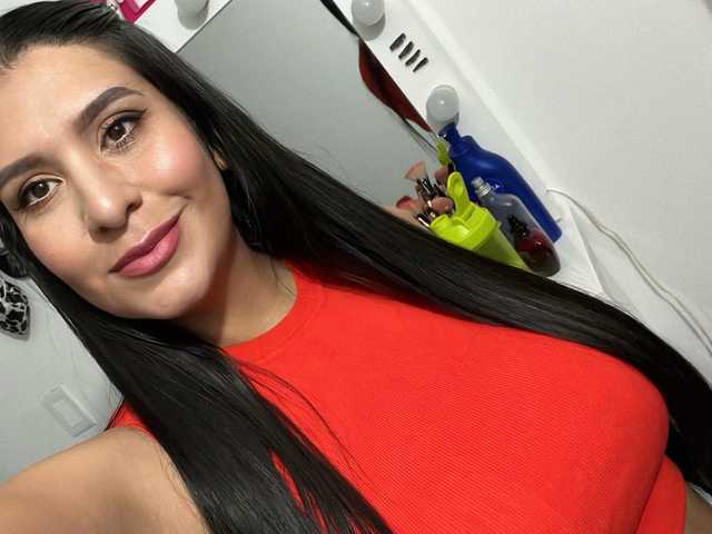 Profila foto ariana-sexy-horny