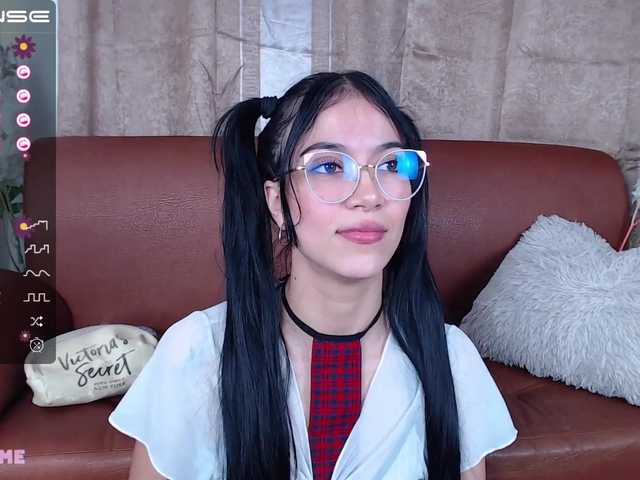 Fotogrāfijas ArianaJoones Ur hot school girl is here come to me and make me moan ur name RIDE DILDO 500TK AND HOT PIC AHEGAO FACE 25TK DOGGY PANTYS OFF 37TK DEEPTHROATH IN TOPPLES 411TK