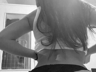 Erotiska video tērzēšana Ariel609