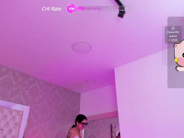 Apraides ekrānuzņēmumi ArielMoore