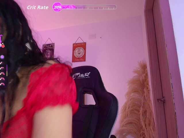 Apraides ekrānuzņēmumi ArielMoore