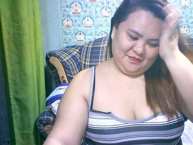 Fotogrāfijas Asianlyn welcome to my room : try me worth every cent's :) #bigboobs #bigass #pinay #bbw