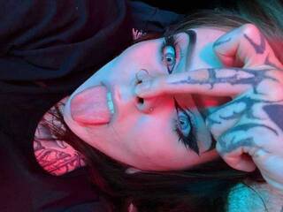 Erotiska video tērzēšana ATOMICKETCHUP