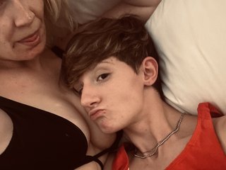 Erotiska video tērzēšana AToTheBHellaFreaky