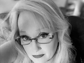 Erotiska video tērzēšana Ava6j74