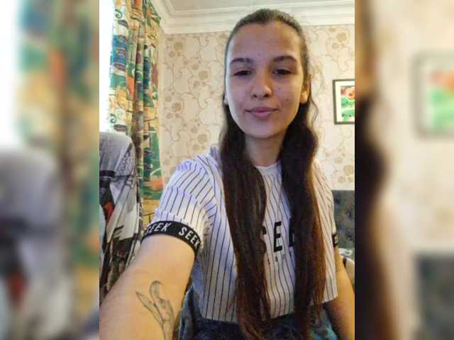Apraides ekrānuzņēmumi Love_Crew
