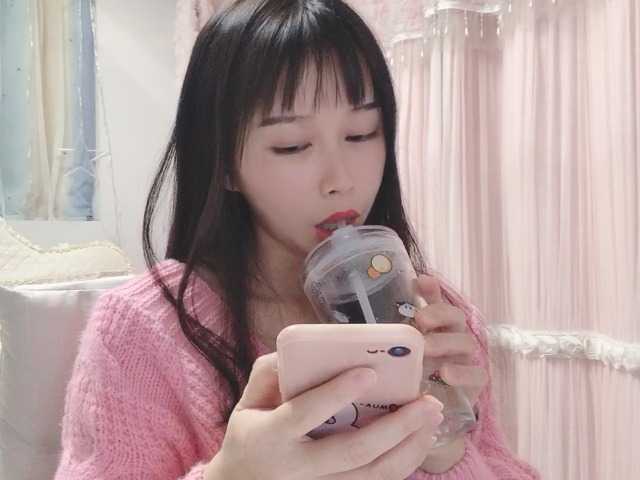 Apraides ekrānuzņēmumi AyleeBloom