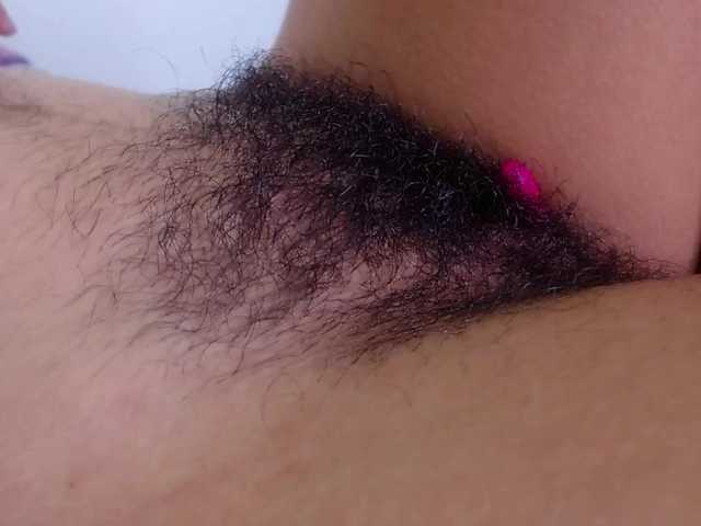 Fotogrāfijas Babe_ali HEY HRU? (GOAL IS DIRTY BLOW JOB) @sofar @total # deep #hairy #bush #big #natural #pussy #smalltits #bigass #cute #sexy