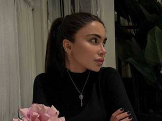 Erotiska video tērzēšana Angelina_kisa001