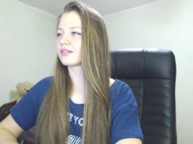 Apraides ekrānuzņēmumi _YoungGirl_