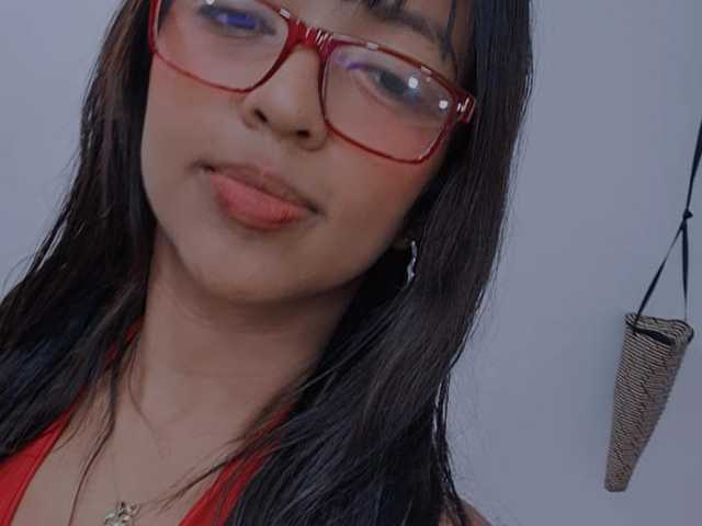 Profila foto Barelyhot11