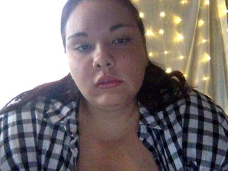 Fotogrāfijas bbwbaby4u LOVENSE IS ON! Shhhhh don't let my rommates hear me #lovense #domi #latina #busty #teen