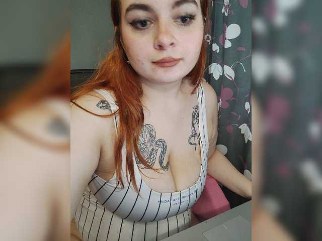 Fotogrāfijas BBWMarcy Heya everyone ) My pvt is open) Let's fuck my pussy and cum together ) 5tk hard vibe make me cum so soon