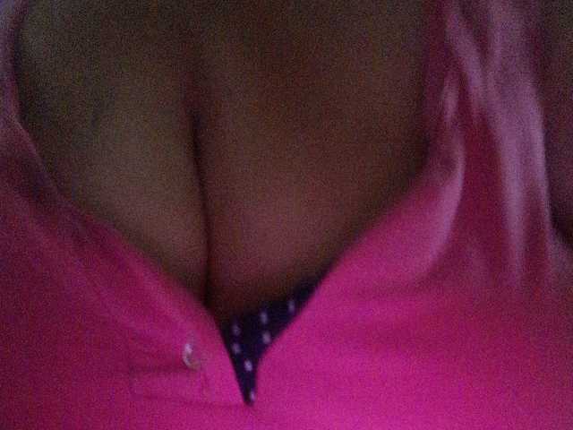 Apraides ekrānuzņēmumi BBWsexiri77