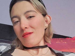 Erotiska video tērzēšana BelinhaCoutinho