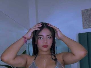 Erotiska video tērzēšana BellaaFox