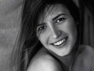 Erotiska video tērzēšana BellaMitcher1