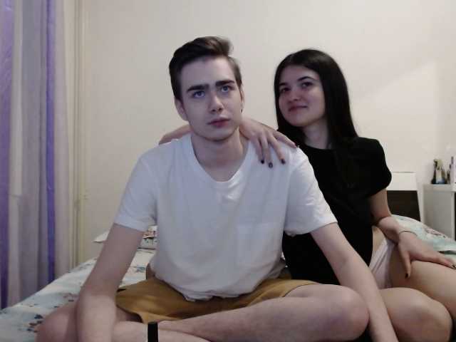 Fotogrāfijas bestcouple12 Give me pleasure guys with your tip ,lovense on!New couple ,young