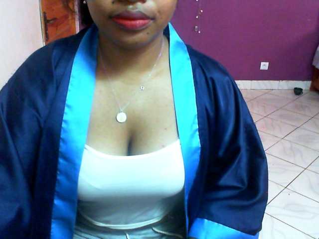 Apraides ekrānuzņēmumi BethJoyX