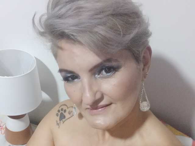 Profila foto bety-cum2