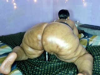 Erotiska video tērzēšana Big-Ass-Wilma