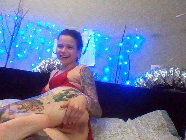 Fotogrāfijas bigdick--fuck inked girl home alone===inked feet=== inked legs===