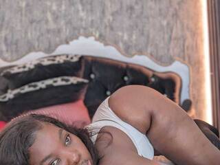 Erotiska video tērzēšana black-pussydoll