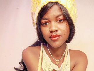 Erotiska video tērzēšana BlackGirl95