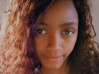 Erotiska video tērzēšana Blacksexy18