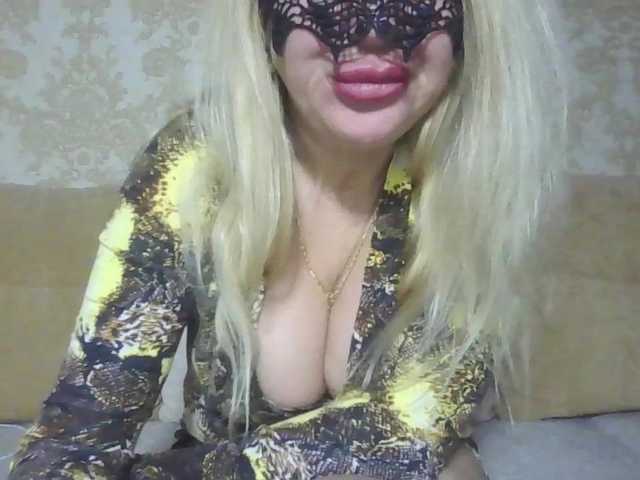 Apraides ekrānuzņēmumi blondi23