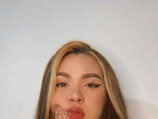 Erotiska video tērzēšana Blondie-Kiutt