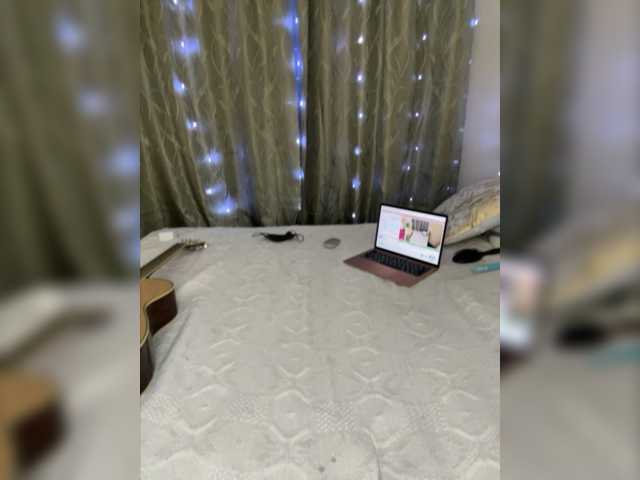 Apraides ekrānuzņēmumi _Layla_