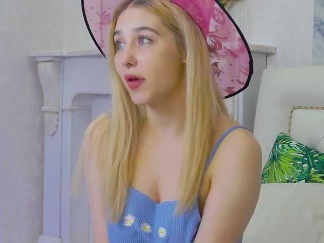 Apraides ekrānuzņēmumi BondGirla