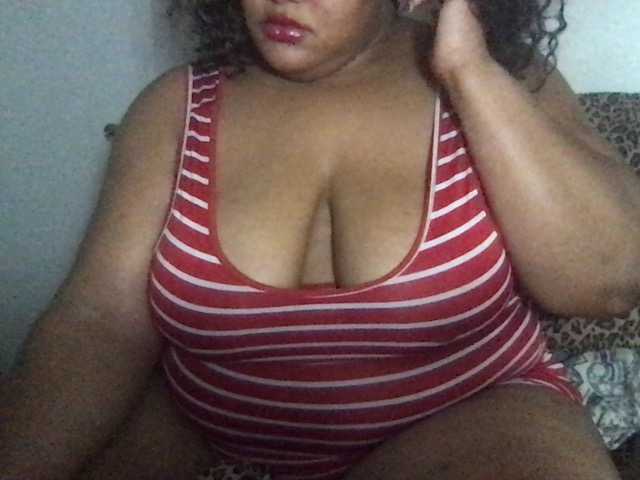 Apraides ekrānuzņēmumi ChichiTheBBW