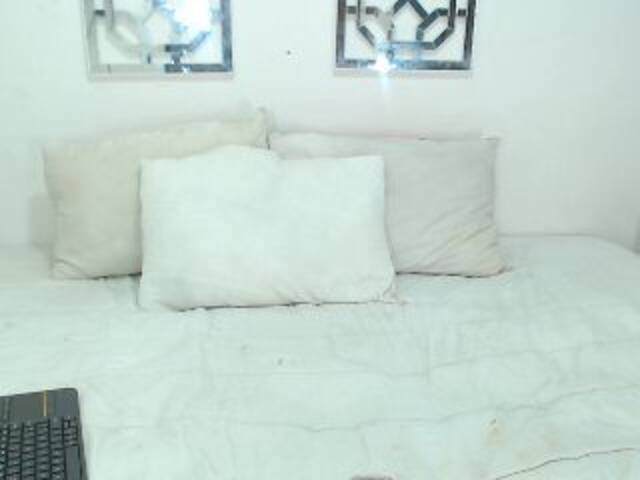 Apraides ekrānuzņēmumi Samysanders