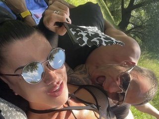 Erotiska video tērzēšana Casual_couple_in_love